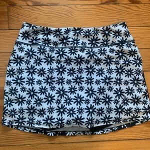 Hot Lava Reversible Flower Skort M/L